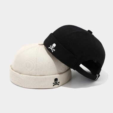Brimless Cap-Skull & Crossbones Pattern